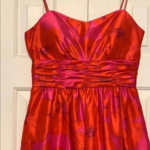 Eliza J cocktail floral red pleated expensive dress size 8 - Picture 4 of 6